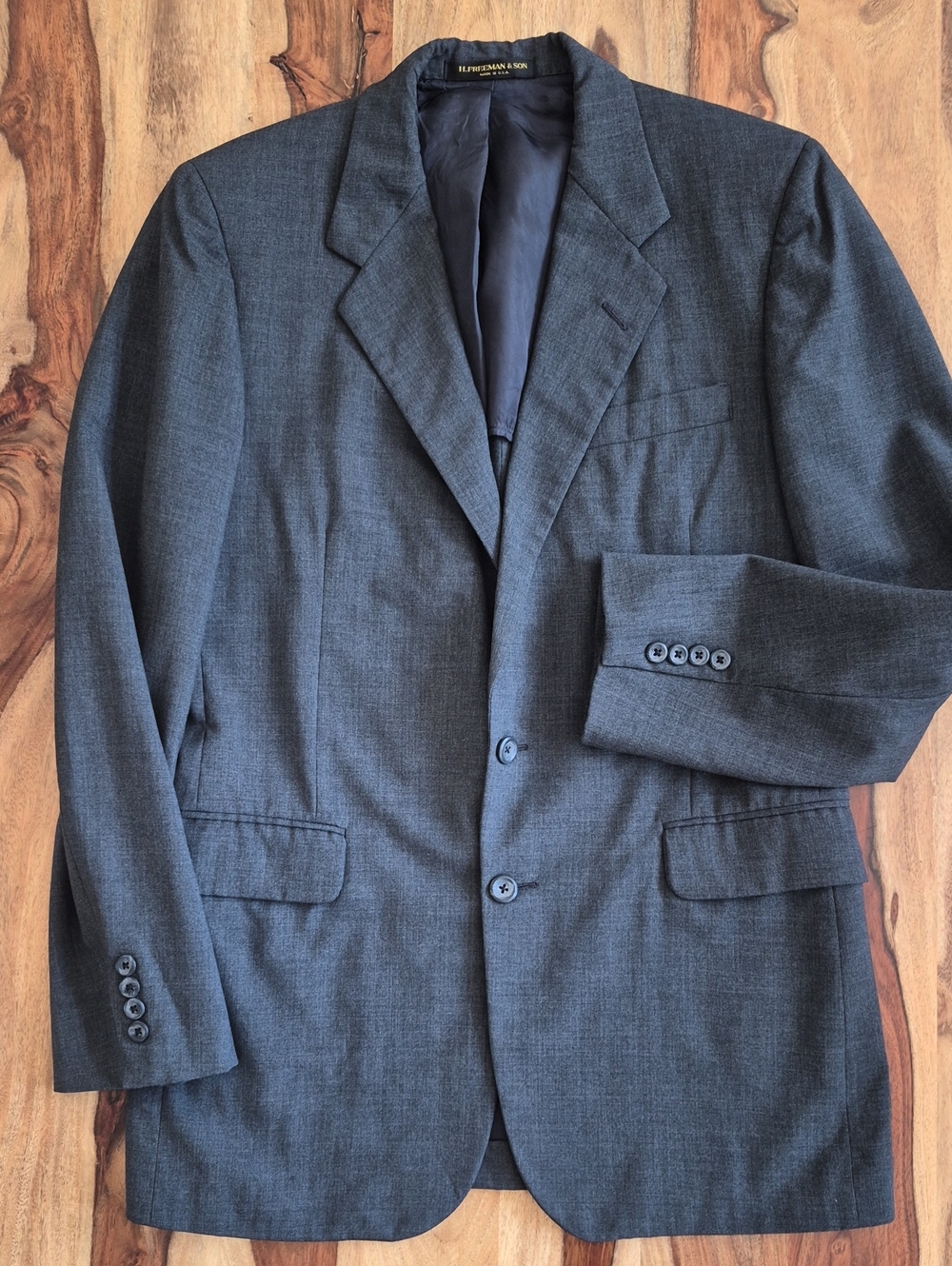 H. Freeman & Son Philadelphia, Vtg. 100%Wool Two Button Smooth Blazer 42R